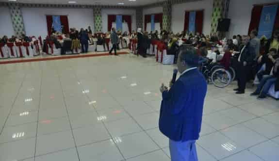 Sakatlar Derneği Üyeleri Yemekte Bir Araya Geldi