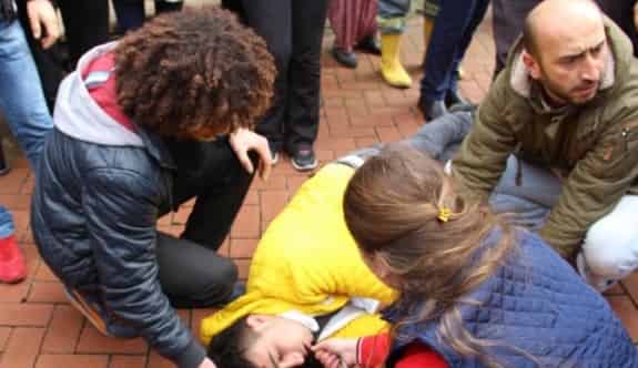 Sara Krizi Geçiren Genç Güçlükle Sakinleştirilebildi