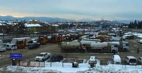SASKİ Ekipleri 147 Araçla Sahada Hizmet Vermeye Devam Ediyor