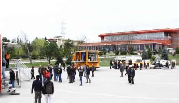 SAÜ’lü Öğrenciler Deprem Deneyimi Yaşadı