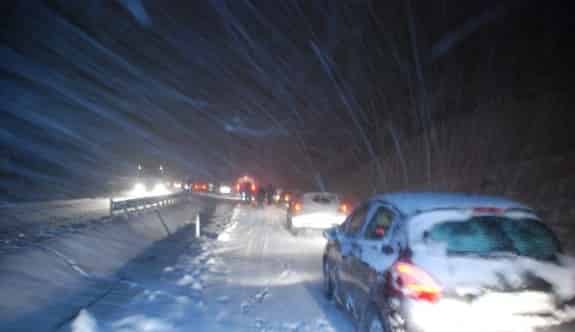 Tokat-sivas Karayolu Kar Yağışı Nedeniyle Ulaşıma Kapandı