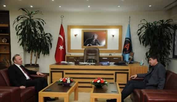 Türel, Vekil Rektörü Ünal’ı Ziyaret Etti