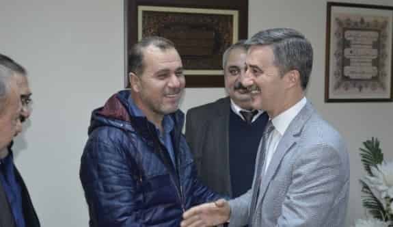 Turgutlu’da Belediye İşçilerinin Yüzü Güldü