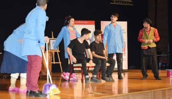 Türk Müziği Ve Skeç Yarışmaları Yapıldı