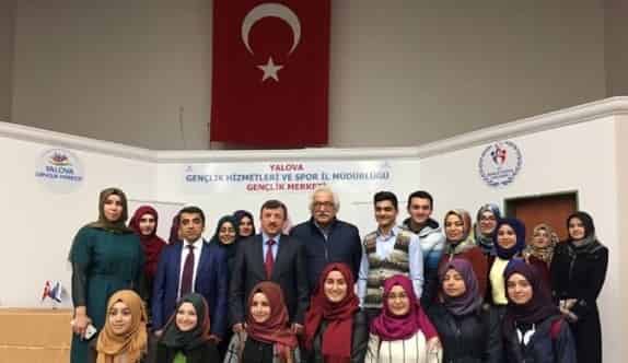 Ünlü Tarihçi Bahadıroğlu Yalovalı Gençlerle Buluştu