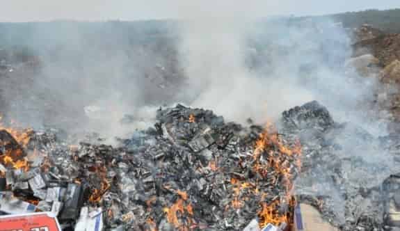 Uşak’ta 66 Bin Paket Kaçak Sigara İmha Edildi