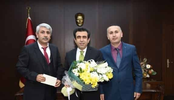 Vali Güzeloğlu Gebze’deki Makamında Ziyaretçilerini Ağırladı