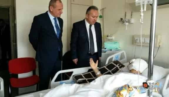 Vali Ve Başkan Yaralı Binbaşıyı Ziyaret Etti