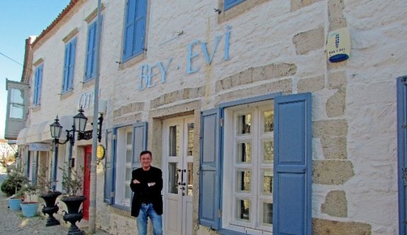 Alaçatı Turizm Derneği Başkanı Bayraktaroğlu: