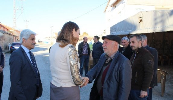 Azerbaycan Milletvekili Ganire Paşayeva Şehit Burhan Kaplan’ın Ailesini Ziyaret Etti