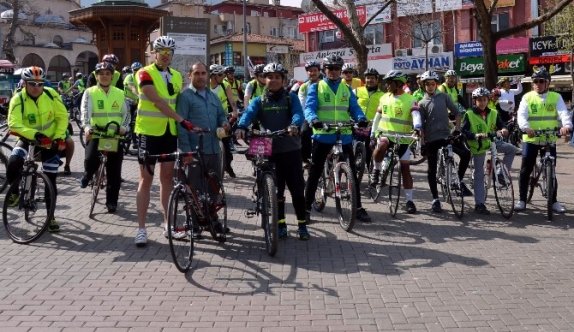 Bağımlılığa Karşı 200 Bisikletli Pedal Çevirdi