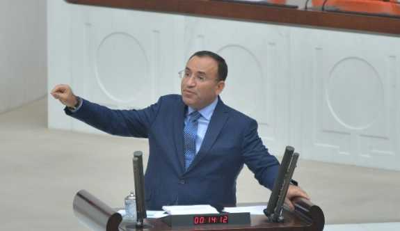 Bakan Bozdağ: “Mahkemeleri Ve Kararları Kutsamayın”