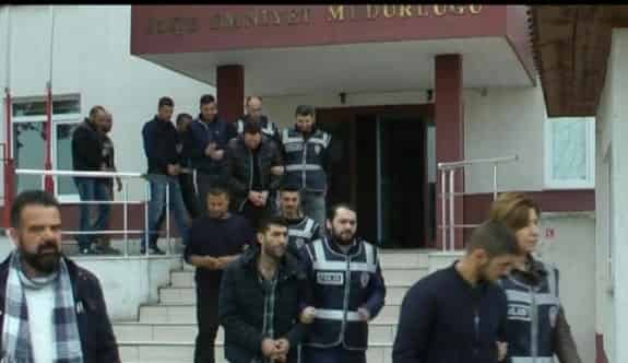 Balıkesir Polisi Bin 65 Kaçak Yakaladı