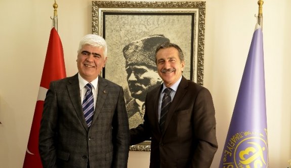 Başkan Ataç’dan Seyyar Tuhafiyeciler Ve İşportacılar Odasına Ziyaret