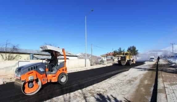 Bayburt Belediyesi, Asfalt Çalışmalarına Başladı