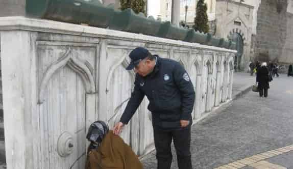 Büyükşehir Zabıtasından Dilenci Operasyonu