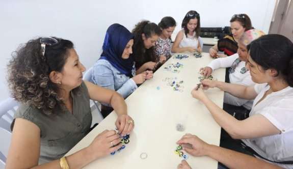 Büyükşehirden Boncuk Yapım Kursu