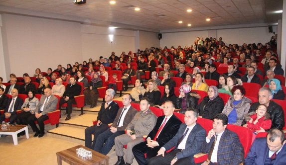 Canan Karatay, Kaynarca'da seminer verdi