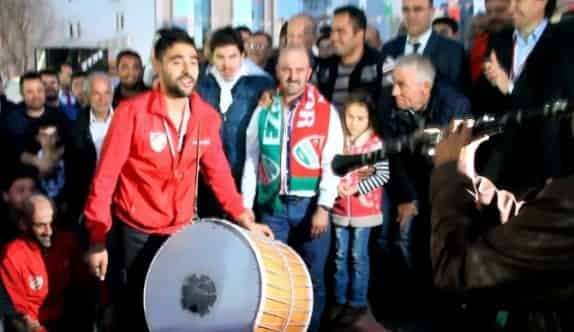 Davullu Klarnetli Şampiyonluk Sevinci