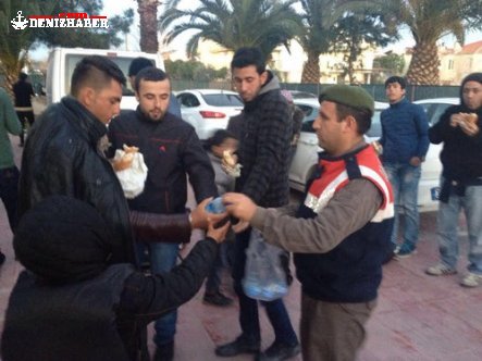 Dikili'de 46 kaçak yakalandı, 7 organizatör tutuklandı