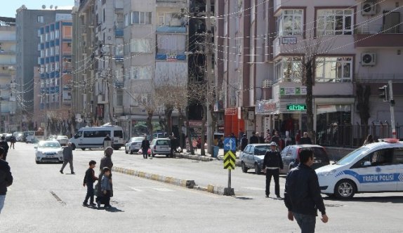 Diyarbakır’da Sur’a Çıkan Tüm Yollar Kapatıldı