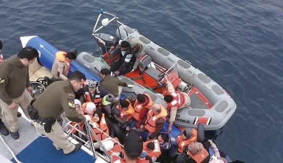 Ege’de 15 Günde 4 Bin 471 Mülteci Yakalandı, 29 Kişi Hayatını Kaybetti