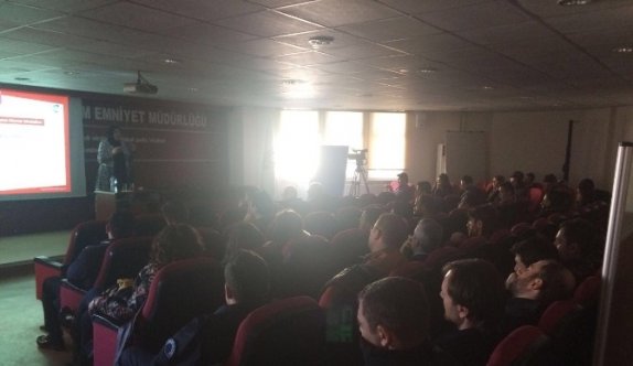 Erzurum Emniyet Müdürlüğü’nde ‘Aile İçi İletişim’ Semineri