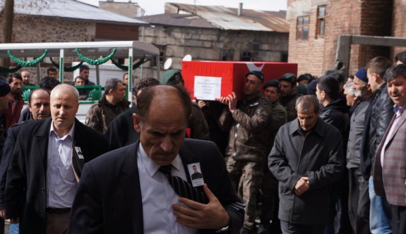 Erzurum şehidini uğurladı