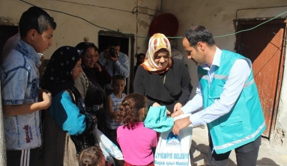 Eyyübiye Belediyesi, Muhtaç İnsanlara Ulaşmaya Devam Ediyor