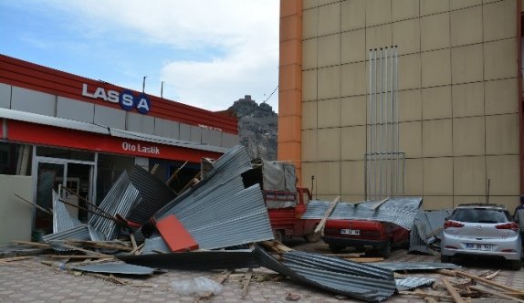 Giresun’da Şiddetli Rüzgar Etkili Oldu