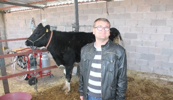 Görme Engelli Vatandaş Hayvan Çiftliği Kurdu