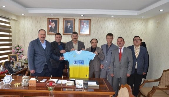 Günyüzü Belediye Gençlik Ve Spor Kulübü Yöneticilerinden Başkan Arayıt’a Ziyaret