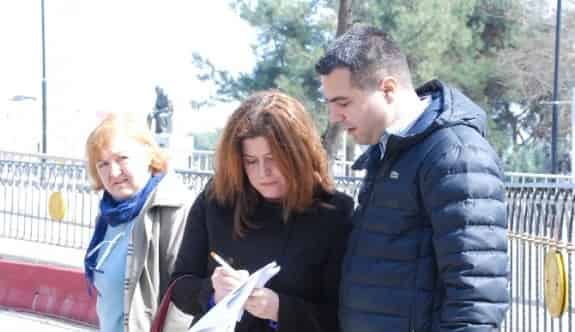 Hayvanseverler MOBESE İçin İmza Topladı