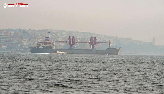İstanbul Boğazı’ndan Rus Donanması’na Ait Gemi Geçti
