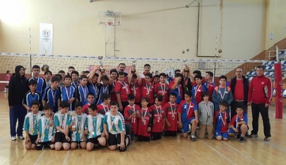 Karaman’da Voleybol Müsabakaları Sona Erdi