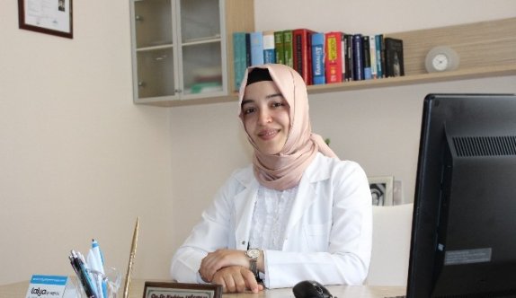 “Kariyer Yapmak İsterken Anne Olmayı Riske Atmayın”