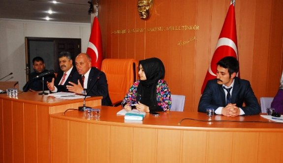 Kent Konseyi Berberler Ve Kuaförler Odası İle Bir Araya Geldi