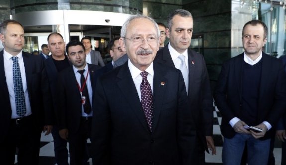 Kılıçdaroğlu’ndan Şehit Evine Taziye Ziyareti