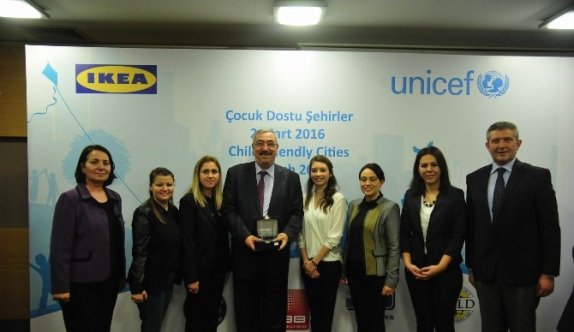 Lüleburgaz Belediyesi ‘Çocuk Dostu Şehirler Projesi’ Kapanış Törenine Katıldı