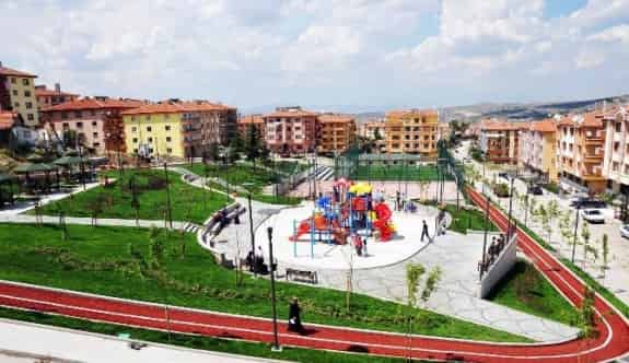 Mamak’ta Parklar Bahara Hazırlanıyor