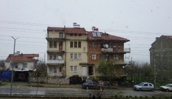 Mart Karı Şaşırttı