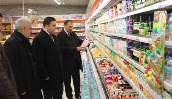 Müdür Çolakoğlu Marketlerde İnceleme Yaptı