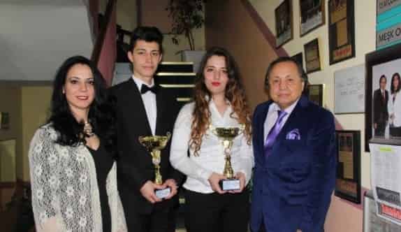 Odunpazarı Halk Eğitim Merkezi Gençlik Korosu’nun Başarısı