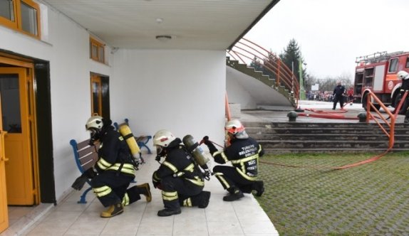 Okulda Yangın Ve Arama Kurtarma Tatbikatı