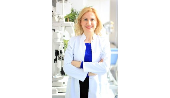 Op. Dr. Atabay: "Televizyon İzlemek Göz Bozmaz"