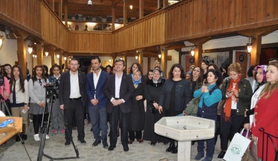 Otantik Nakışlar Göz Kamaştırdı