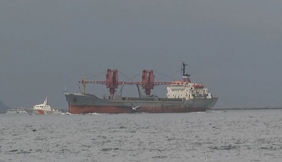 Rus Askeri Yük Gemisi İstanbul Boğazı’ndan Geçti