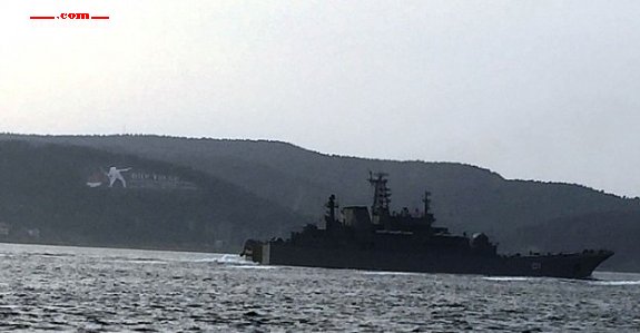 Rus Savaş Gemisi Bogazdan Geçiş Yaptı