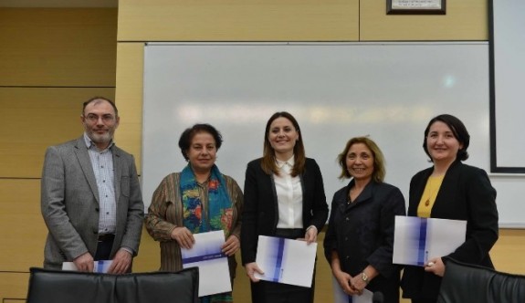 Sakarya Üniversitesi’nde “Hemşirelikte Etik” Paneli Düzenlendi