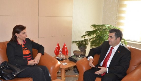 Satranç Federasyonundan 19 Okula Satranç Sınıfı